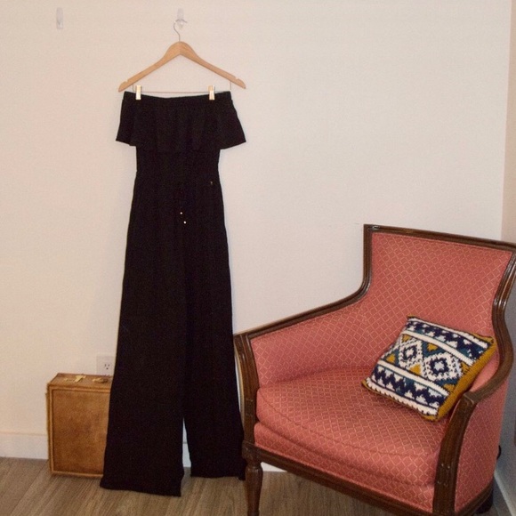 Black Guess Strapless Off-The-Shoulder Jumpsuit - Picture 5 of 10